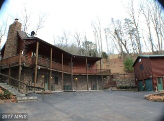 8192 Reeds Creek Rd, Franklin, WV 26807