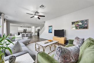 308 White Alder Dr, Bakersfield, CA 93314