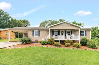 3809 Evergreen Dr, Trinity, NC 27370