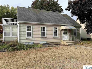 918 S Broadway St, New Ulm, MN 56073