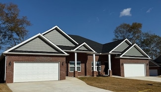 102 Riggins Ln, Anderson, SC 29621