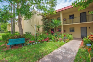 2050 Oleander Blvd Unit 2-206, Fort Pierce, FL 34950