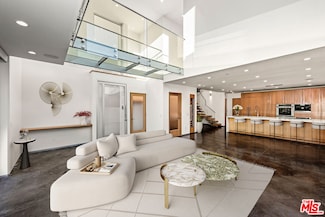 450 Sherman Canal, Venice, CA 90291