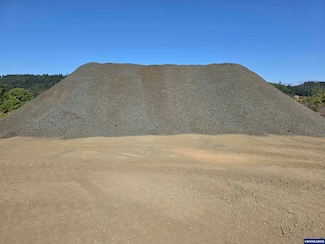 00 John Long Rd, Oakland, OR 97462