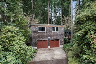 9225 33rd St E, Edgewood, WA 98371