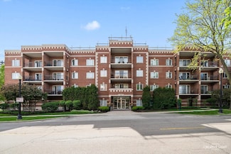 100 N Gary Ave Unit 308, Wheaton, IL 60187