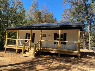 1230 Garrison Dr, Gadsden, AL 35901