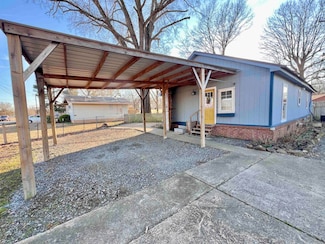 3033 Arkansas 13, McRae, AR 72102