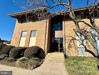 18617 Walkers Choice Rd Unit 18617, Montgomery Village, MD 20886