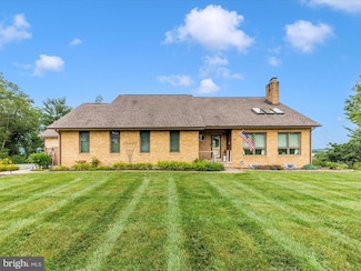 5509 Hayloft Ct, Frederick, MD 21703