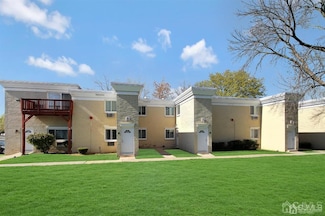 11 Lake Ave Unit 2B, East Brunswick, NJ 08816