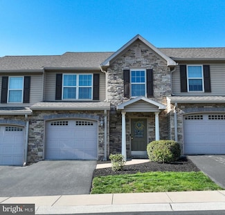 4288 Emily Dr Unit UT6, Harrisburg, PA 17112