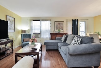 20 Knox St Unit 9, Lawrence, MA 01841