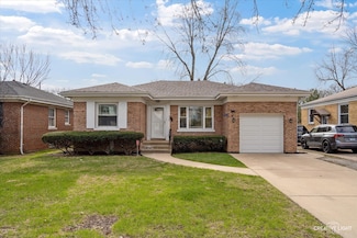 826 Lagrange Rd, La Grange, IL 60525