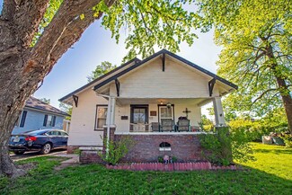 219 S California Ave, Hastings, NE 68901
