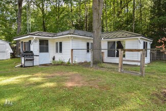 564 Wahwahtaysee Trail, Mio, MI 48647