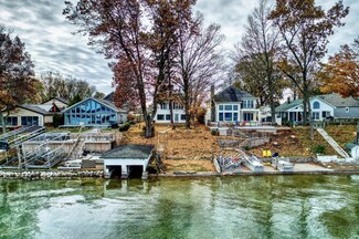 22052 Lake St, Cassopolis, MI 49031