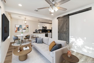 139 Hansford St, San Antonio, TX 78210