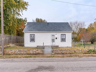 1415 S 16th St, Saint Joseph, MO 64503