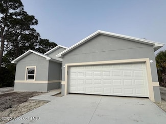 3250 San Jose Ave SE, Palm Bay, FL 32909