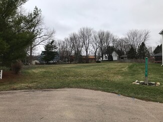 1643 Paulette Ct, Sandwich, IL 60548