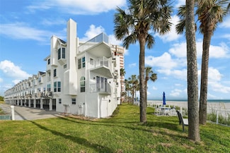 17960 Gulf Blvd Unit 225, Redington Shores, FL 33708