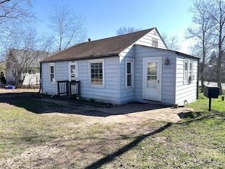 4106 Pleasant St, Delavan, WI 53115