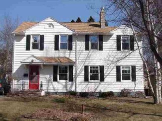 139 Greenwood Ln, Duluth, MN 55803