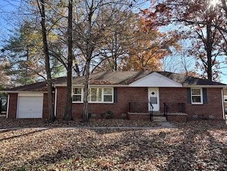 1909 Bel Aire Dr, Tullahoma, TN 37388