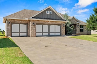 11216 SW 42nd Ct, Mustang, OK 73064