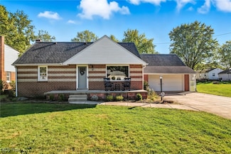 421 Glendola Ave NW, Warren, OH 44483
