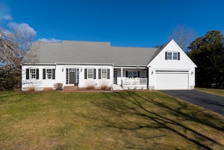 2 Parallel St, Harwich, MA 02645