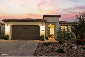 649 E Veterans Way, San Tan Valley, AZ 85140