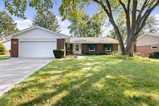 3437 Fawnridge Dr, Rockford, IL 61114