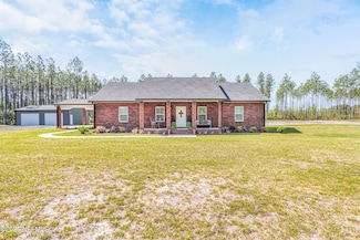 5160 Mobleys Trail, MacClenny, FL 32063