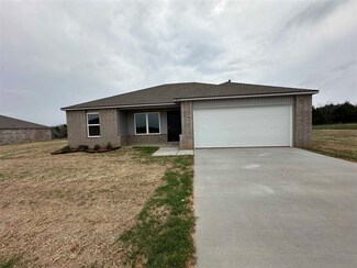 4112 Elm Ridge St, Stillwater, OK 74074