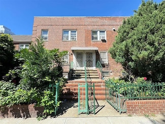 133-25 Blossom Ave, Flushing, NY 11355