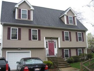 19 Pento Rd, Stoneham, MA 02180