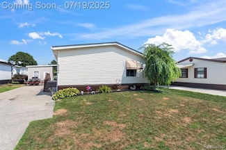 49280 Wildwood Ct, Shelby Township, MI 48315