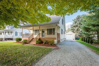 8575 Henry St SW, Navarre, OH 44662