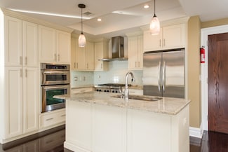 23 Eton Row Unit 23, Weehawken, NJ 07086