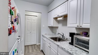 280 Bridgewater Rd Unit K16, Brookhaven, PA 19015