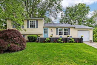 6341 Showy Ct, Westerville, OH 43081