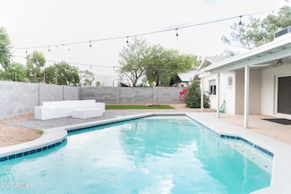 2140 E Broadmor Dr, Tempe, AZ 85282