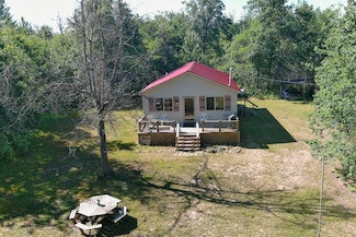 15425 Harwood Rd, Atlanta, MI 49709