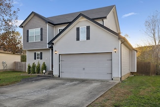 3742 Crisscross Ct, Clarksville, TN 37040