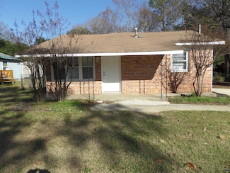206 Sunstede Rd, Warner Robins, GA 31093