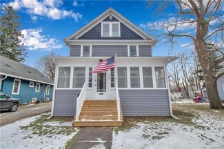 937 Gwinn St, Medina, NY 14103