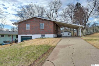 9477 Spencer St, Omaha, NE 68134