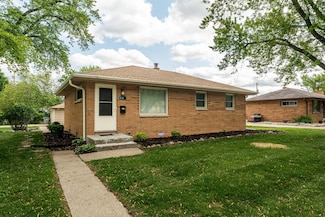 8447 W Denver Ave, Milwaukee, WI 53224